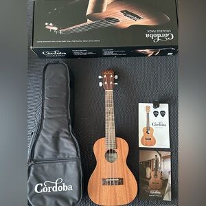 Cordoba Mahogany Concert Ukulele with Accessories